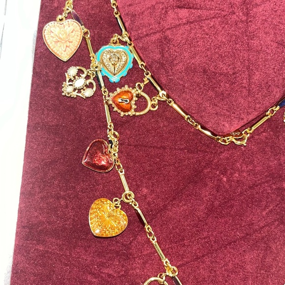 JOAN RIVERS HEARTS & FLOWERS CHARM NECKLACE WITH ALL 19 CHARMS - Picture 5 of 8